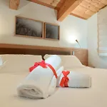 Guesia Village E Lejlighedshotel