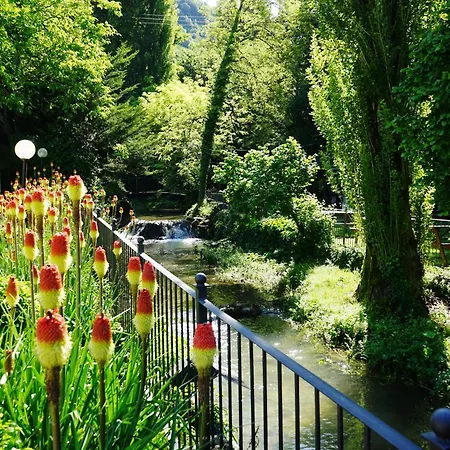 Guesia Village E Апарт-отель