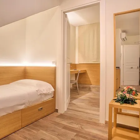 Aparthotel Guesia Village E 4*