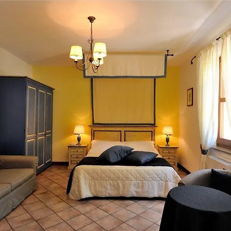 Guesia Village E 4* Фолиньо
