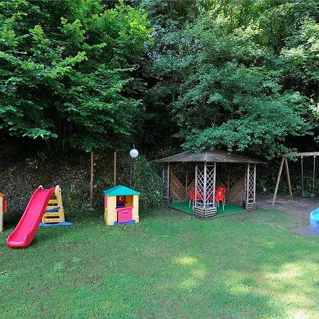 Apart-hotel Guesia Village E 4*