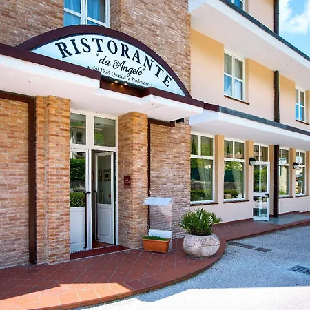 Апарт-отель Guesia Village E