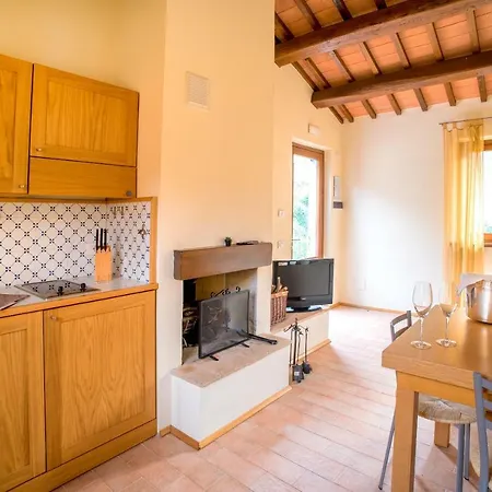 Апарт-отель Guesia Village E 4*