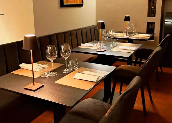 Aparthotel Guesia Village E 4*