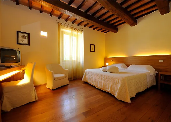 Aparthotel Guesia Village E Foligno