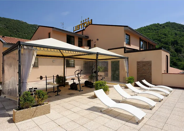 Aparthotel Guesia Village E